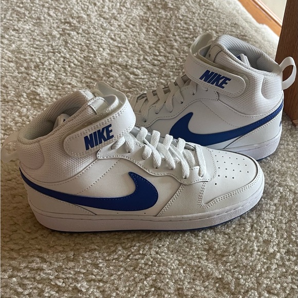 Nike 6Y (brand new youth) - Picture 3 of 4